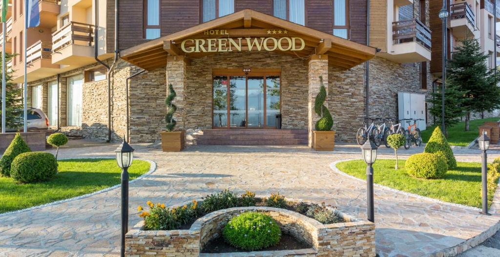 HOTEL GREENWOOD 4*