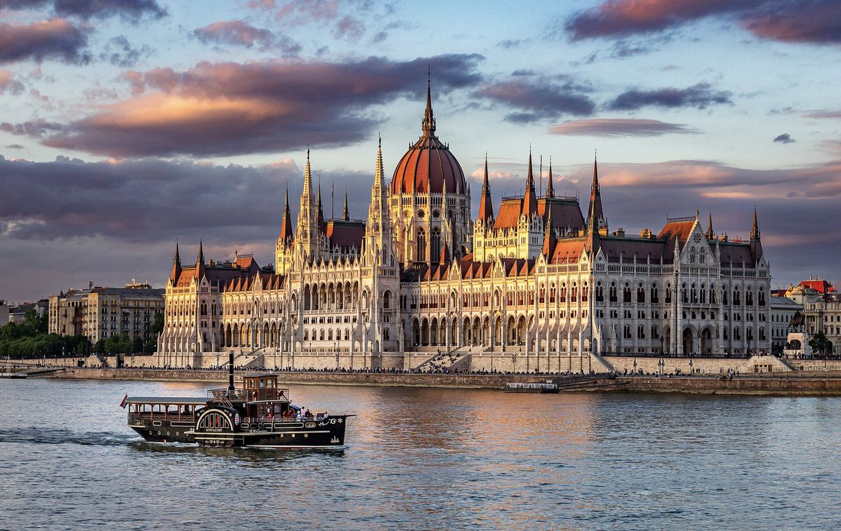 БУДИМПЕШТА-ВИЕНА-СЕНТ АНДРЕА