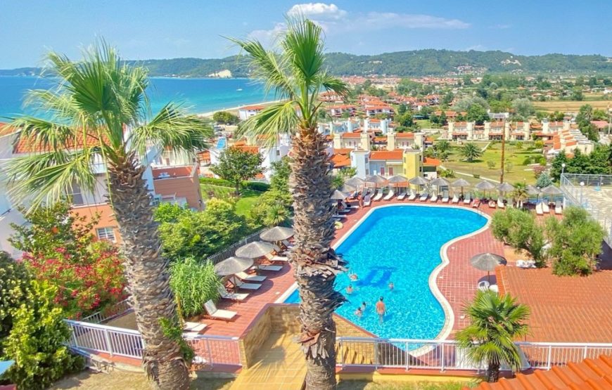 Хотел Akropolis 3*